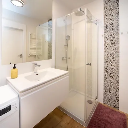 Maya's Flats & 74 - Swietej Barbary דירה *