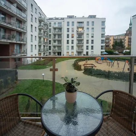 Maya's Flats & 74 - Swietej Barbary