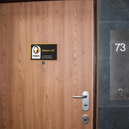 Maya's Flats & 74 - Swietej Barbary דירה גדנסק